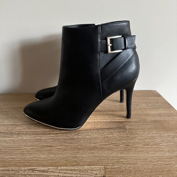 High Heel Ankle Booties Womens Size 8 Faux Leather Gold Buckle Pointy Toe - Picture 2 of 7